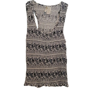 NWOT Floral Print Stretchy Smocked Ruffled Hem Tank Top Size Small